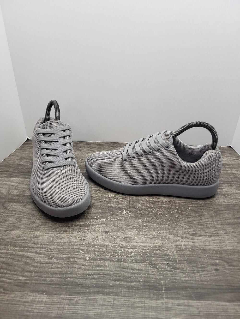 Atoms Model 000 Grey Everyday Sneakers Women's Size 6.5 Casual Shoes